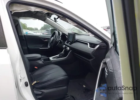 2022 Toyota Rav4 Xle/Xle Premium из США, поврежденный, VIN 2T3W1RFV5NW194817